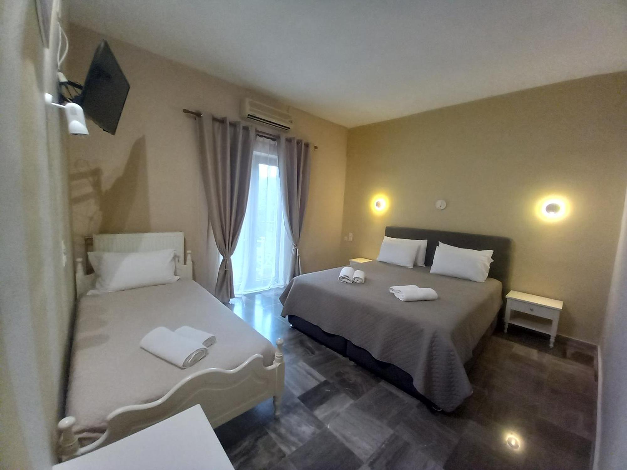 Hermes Hotel ميثيمْنا المظهر الخارجي الصورة
