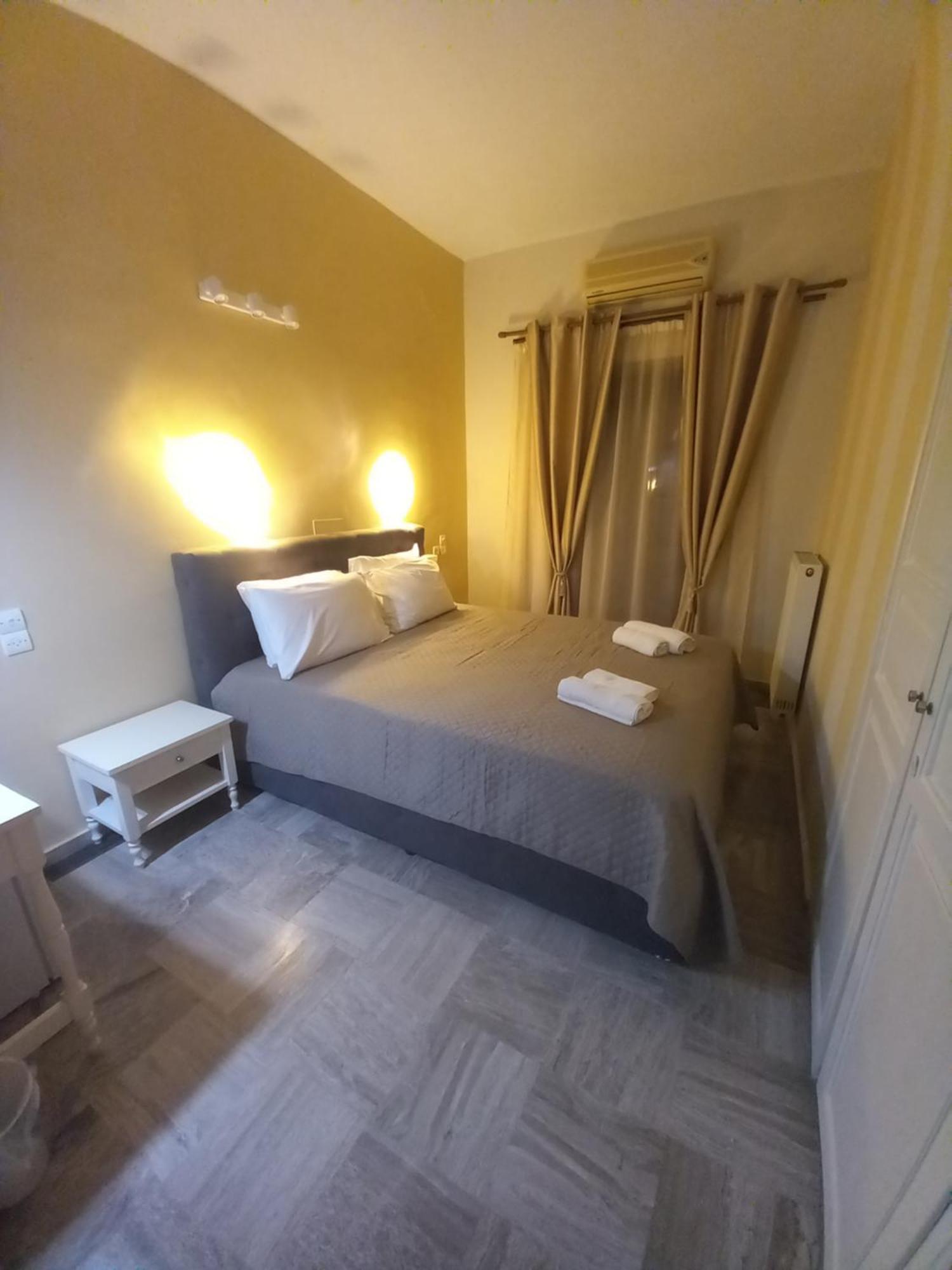 Hermes Hotel ميثيمْنا المظهر الخارجي الصورة