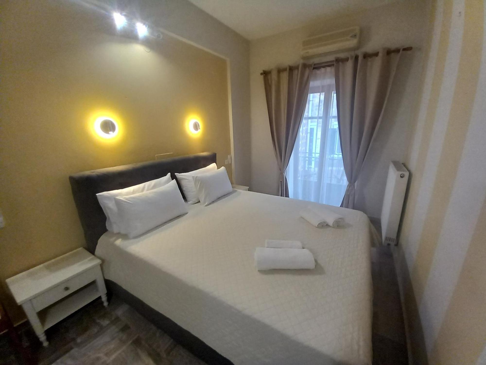 Hermes Hotel ميثيمْنا المظهر الخارجي الصورة