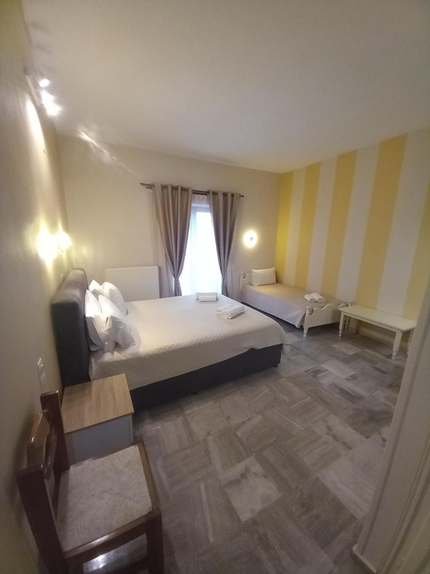 Hermes Hotel ميثيمْنا المظهر الخارجي الصورة